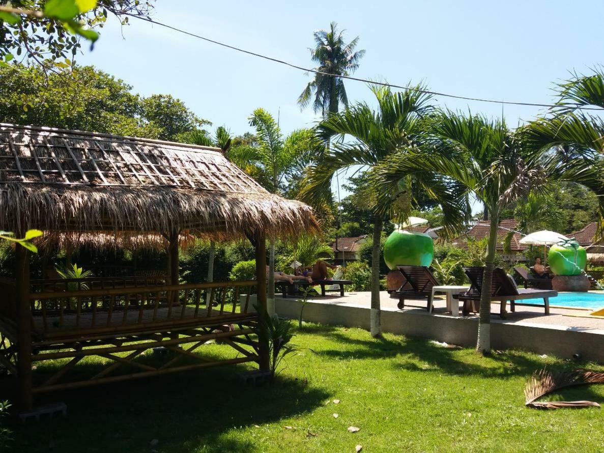 Lanta Sunny House सहारा Koh Lanta