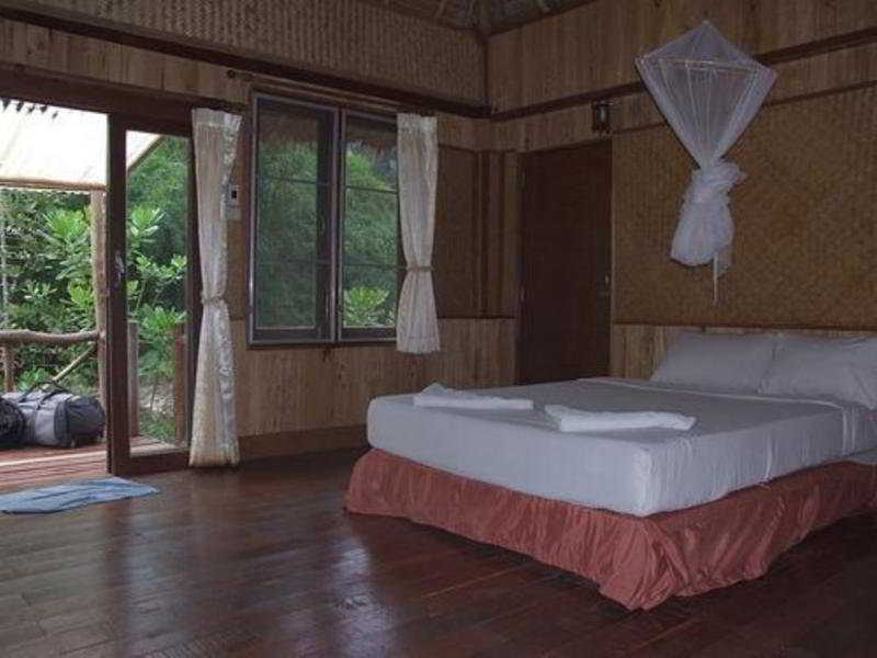 Lanta Sunny House सहारा Koh Lanta