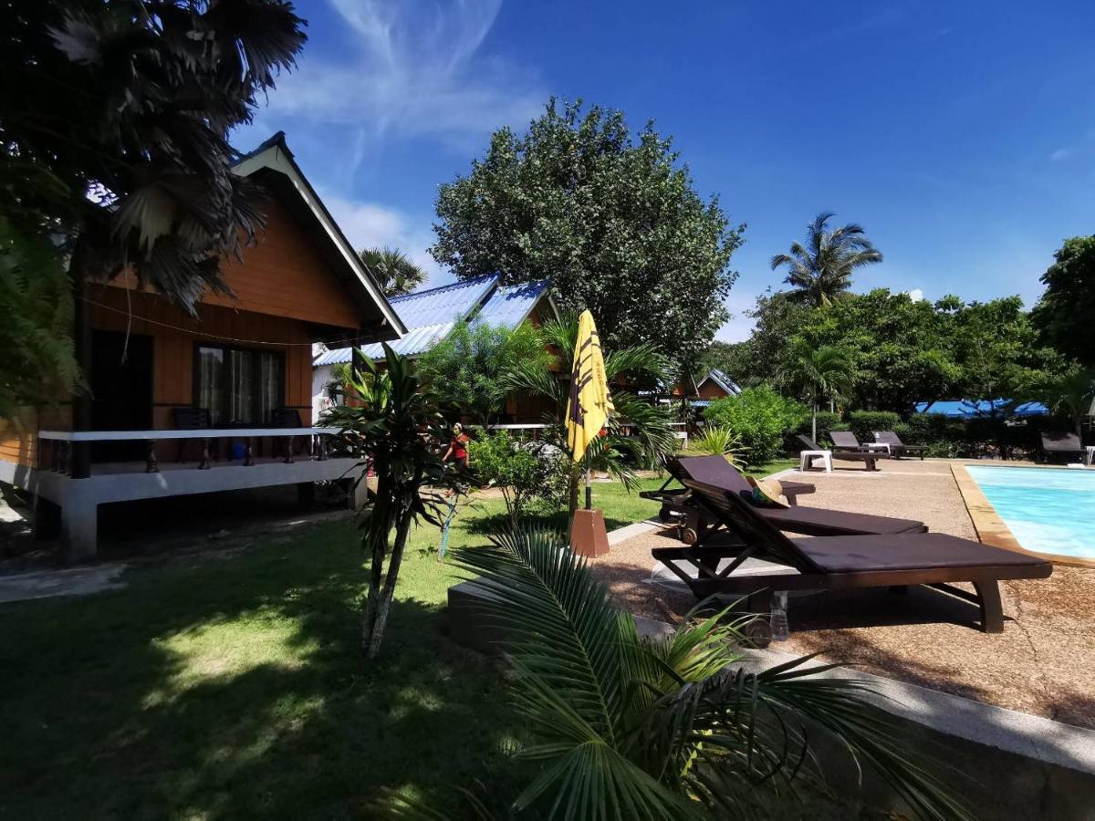 सहारा Lanta Sunny House 3*