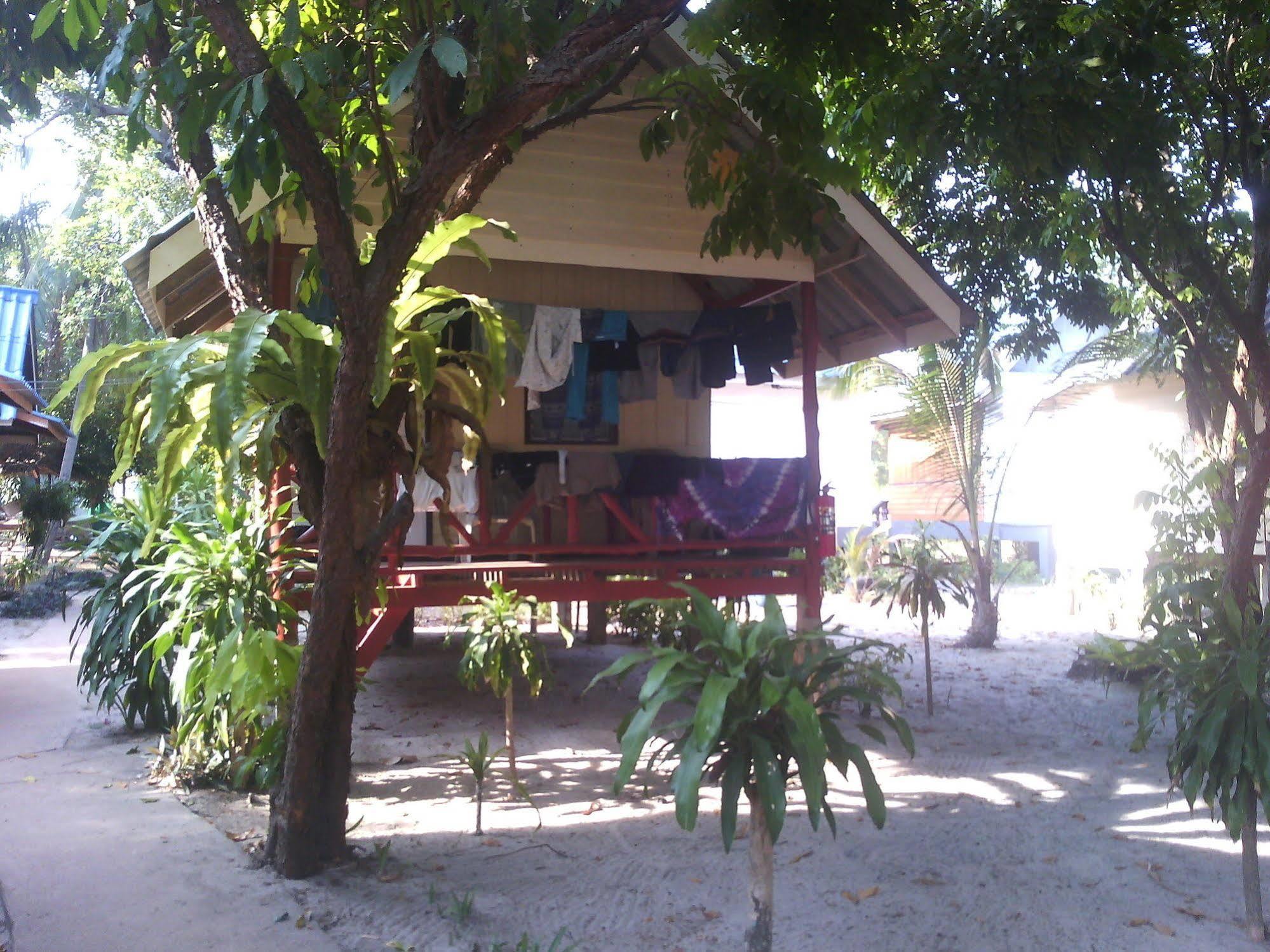 Курортный комплекс Lanta Sunny House